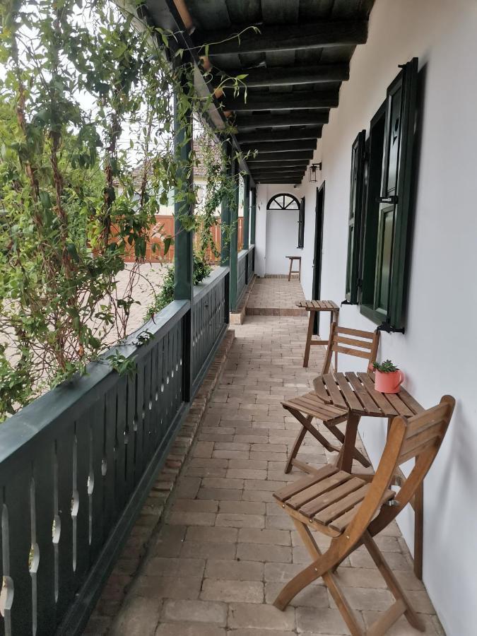 Novak Porta Vendeghaz-Tab, Zala Apartment Luaran gambar